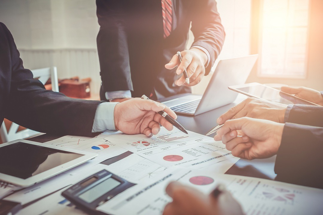 How Much Do Introducing Broker Earn in 2024