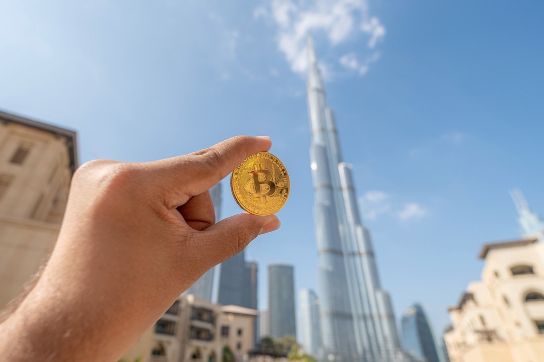 crypto friendly bank in uae