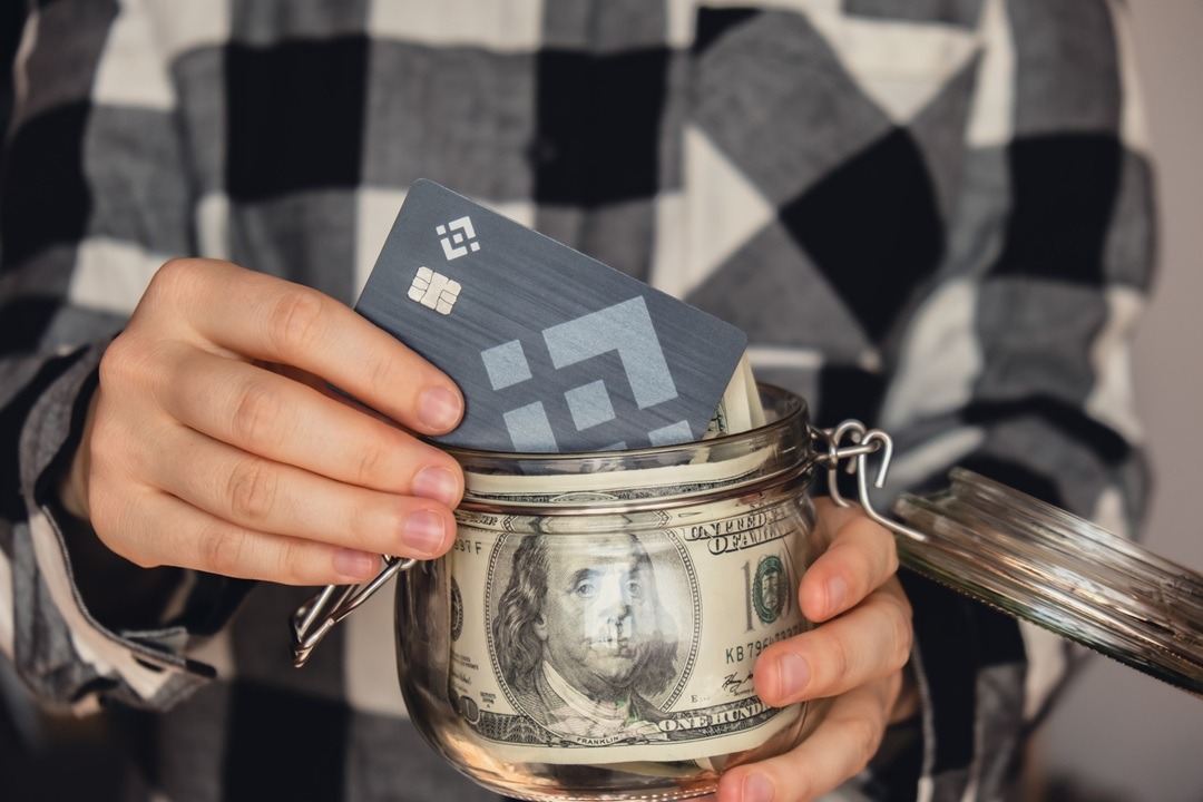 virtual crypto debit card