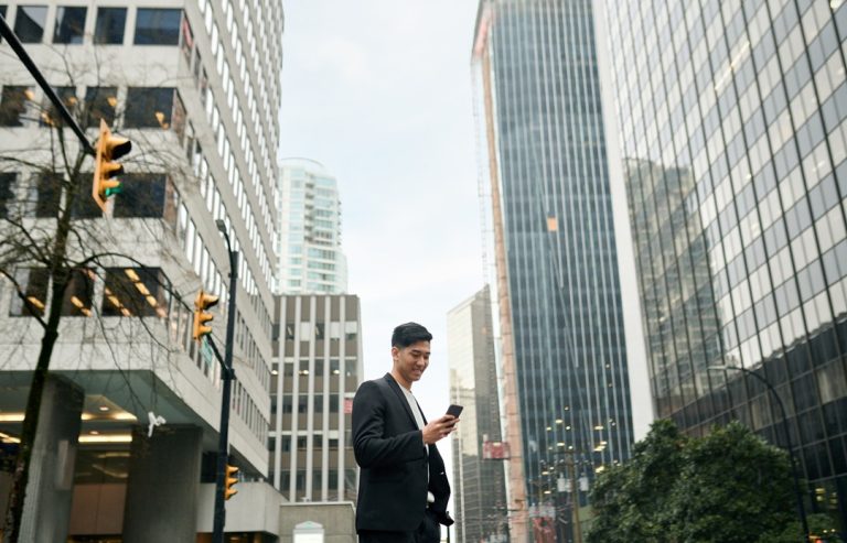 International digital bank 